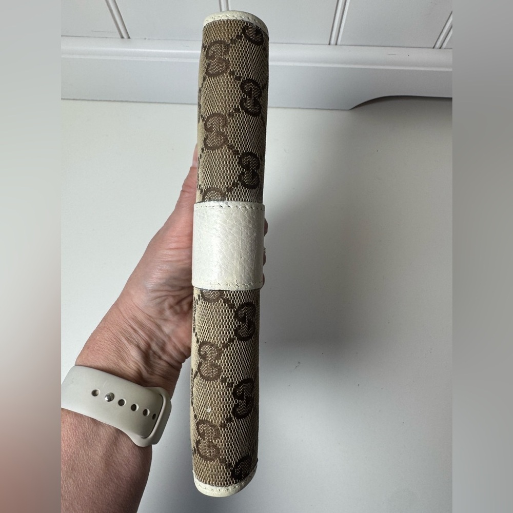 Gucci Women’s GG Monogram Wallet Cream and Tan Long Wallet - Picture 5 of 16